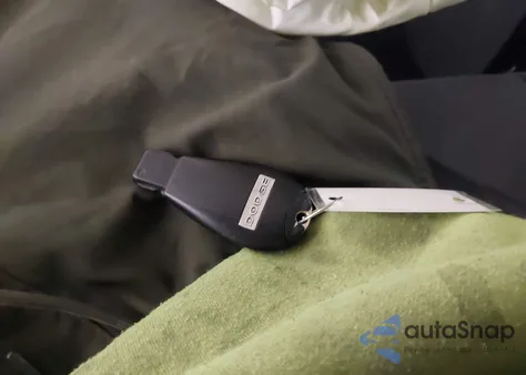 2008 Dodge Grand Caravan Sxt z USA, uszkodzony, nr VIN 2D8HN54P88R102013